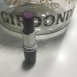 Heroine Mac Lipstick